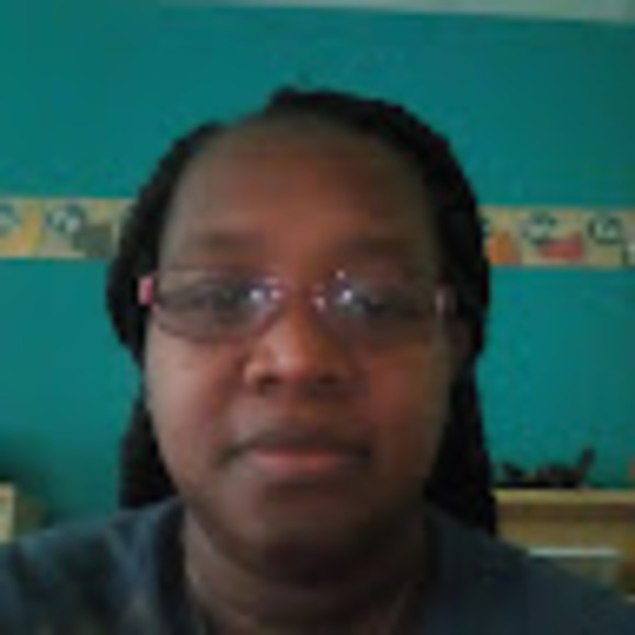 Meet your Posher, Yvonne - Picture 1 of 1